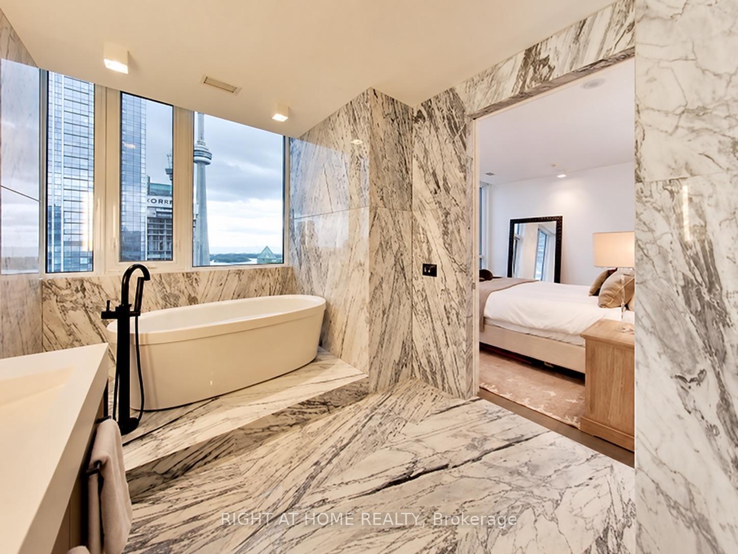 30 Nelson Street PH102, Toronto Unit: PH102
