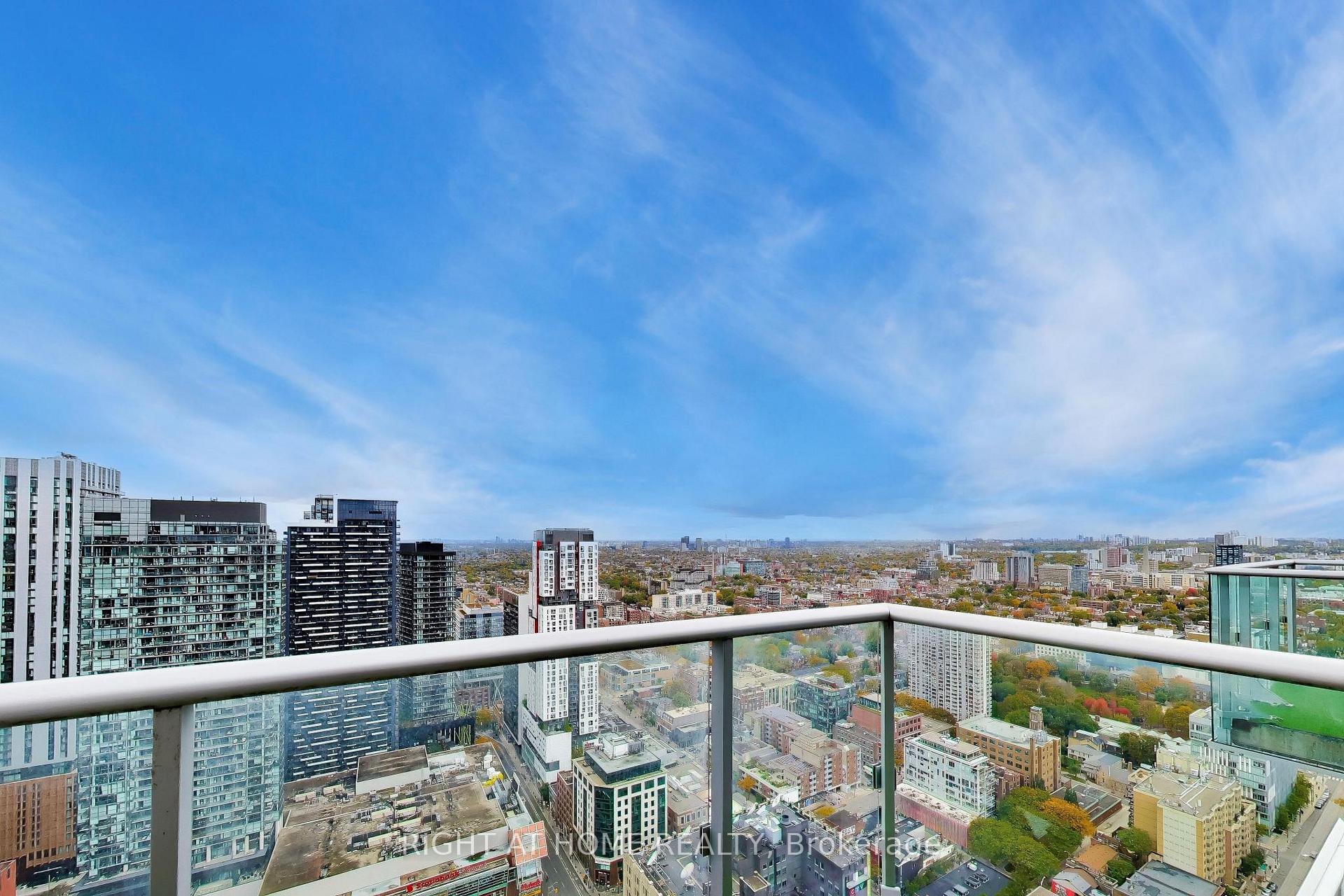 30 Nelson Street PH102, Toronto Unit: PH102