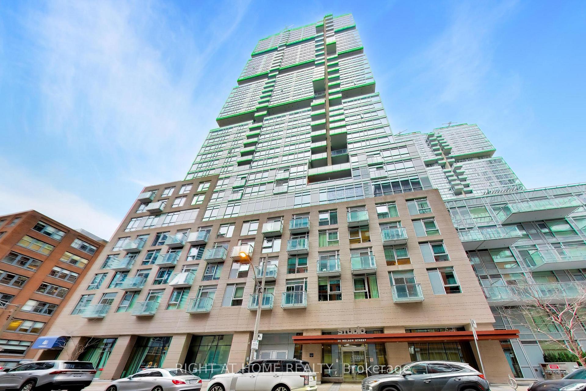 30 Nelson Street PH102, Toronto Unit: PH102