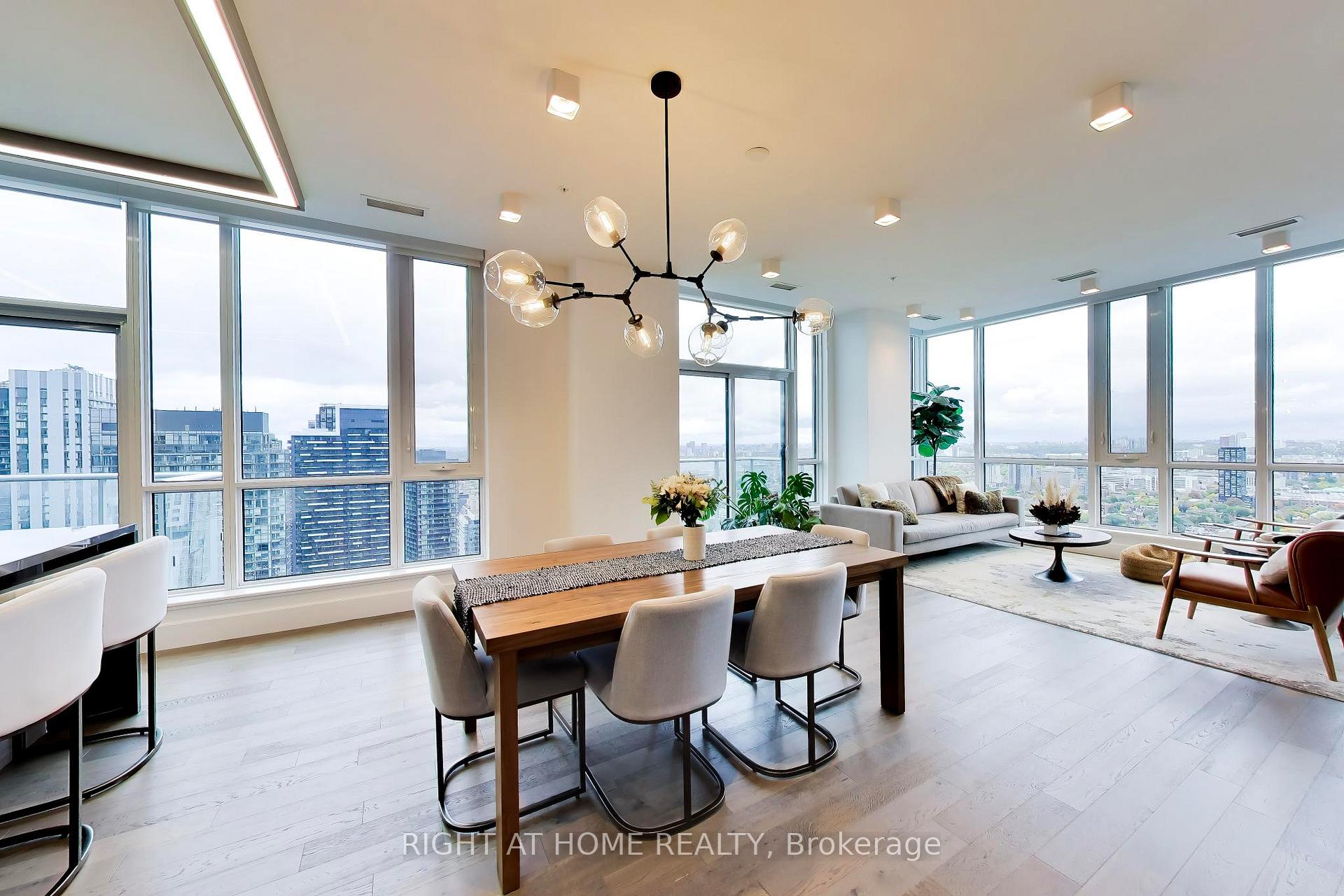 30 Nelson Street PH102, Toronto Unit: PH102