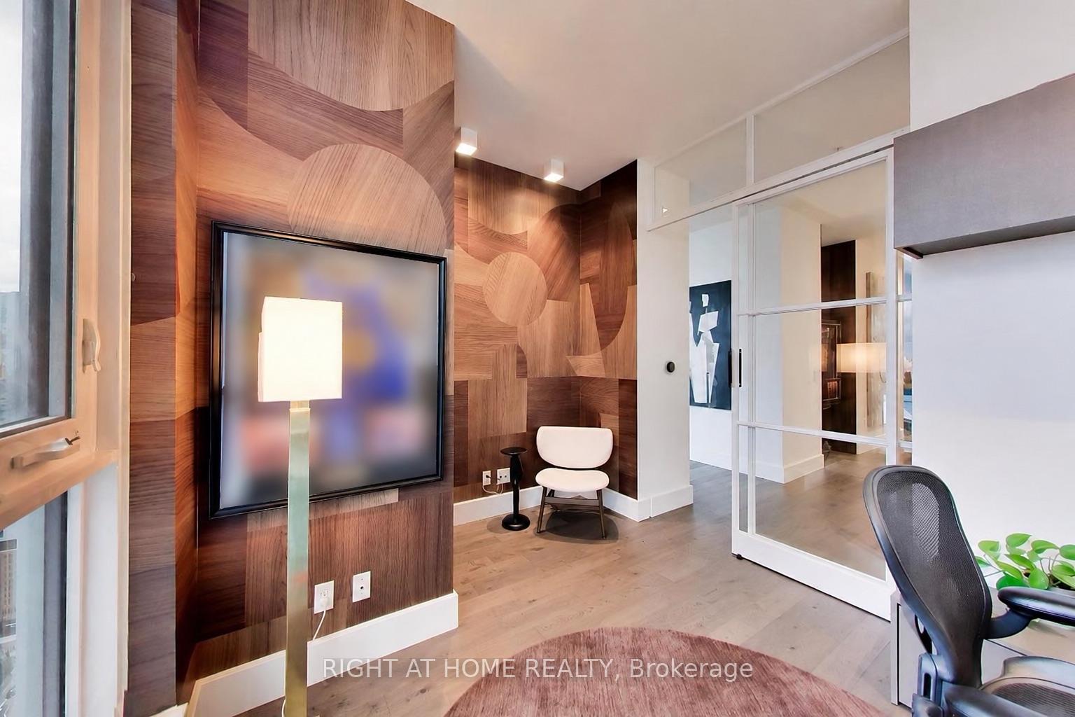 30 Nelson Street PH102, Toronto Unit: PH102