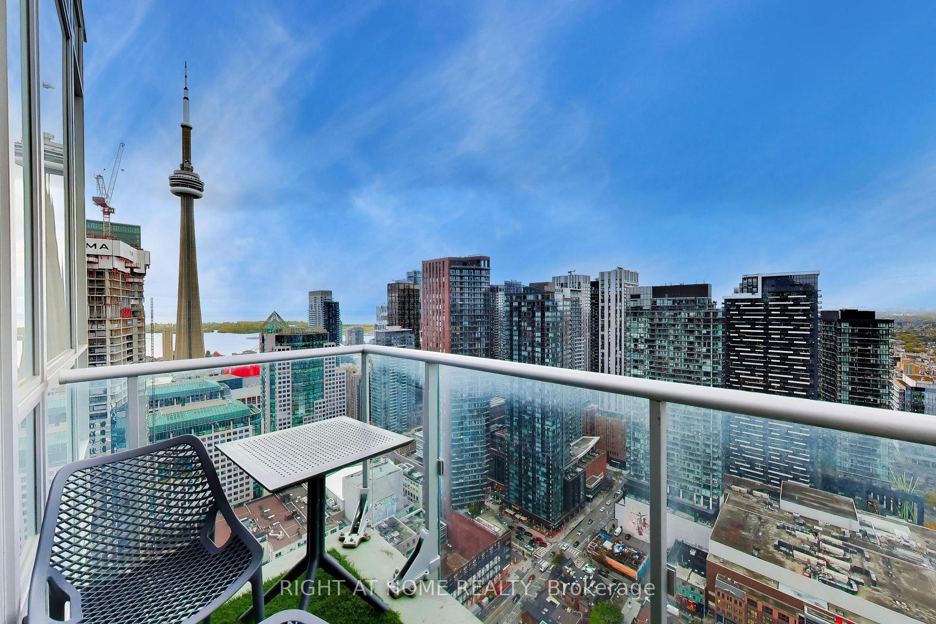 30 Nelson Street PH102, Toronto Unit: PH102