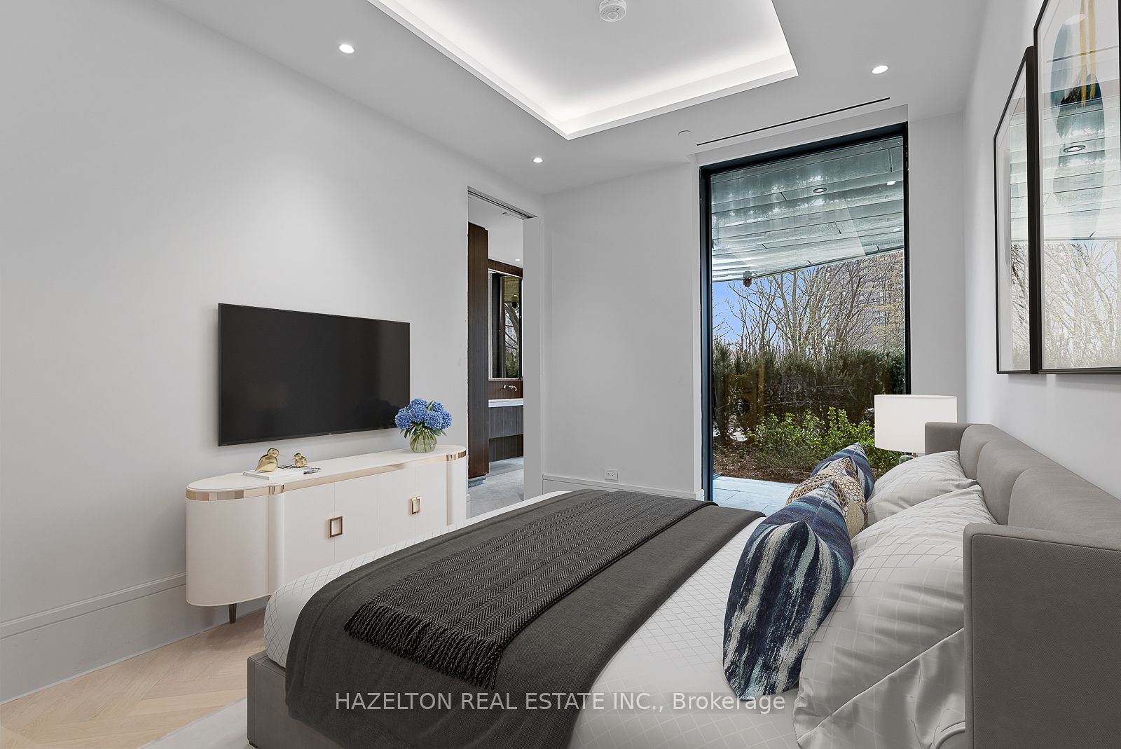 7 Dale Ave Unit: 104