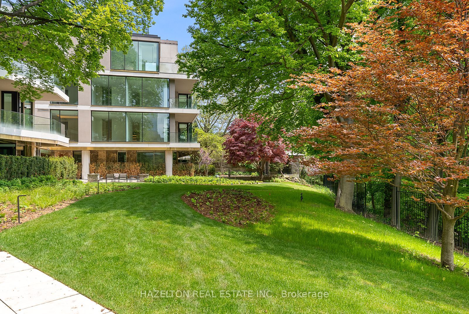 7 Dale Ave Unit: 104
