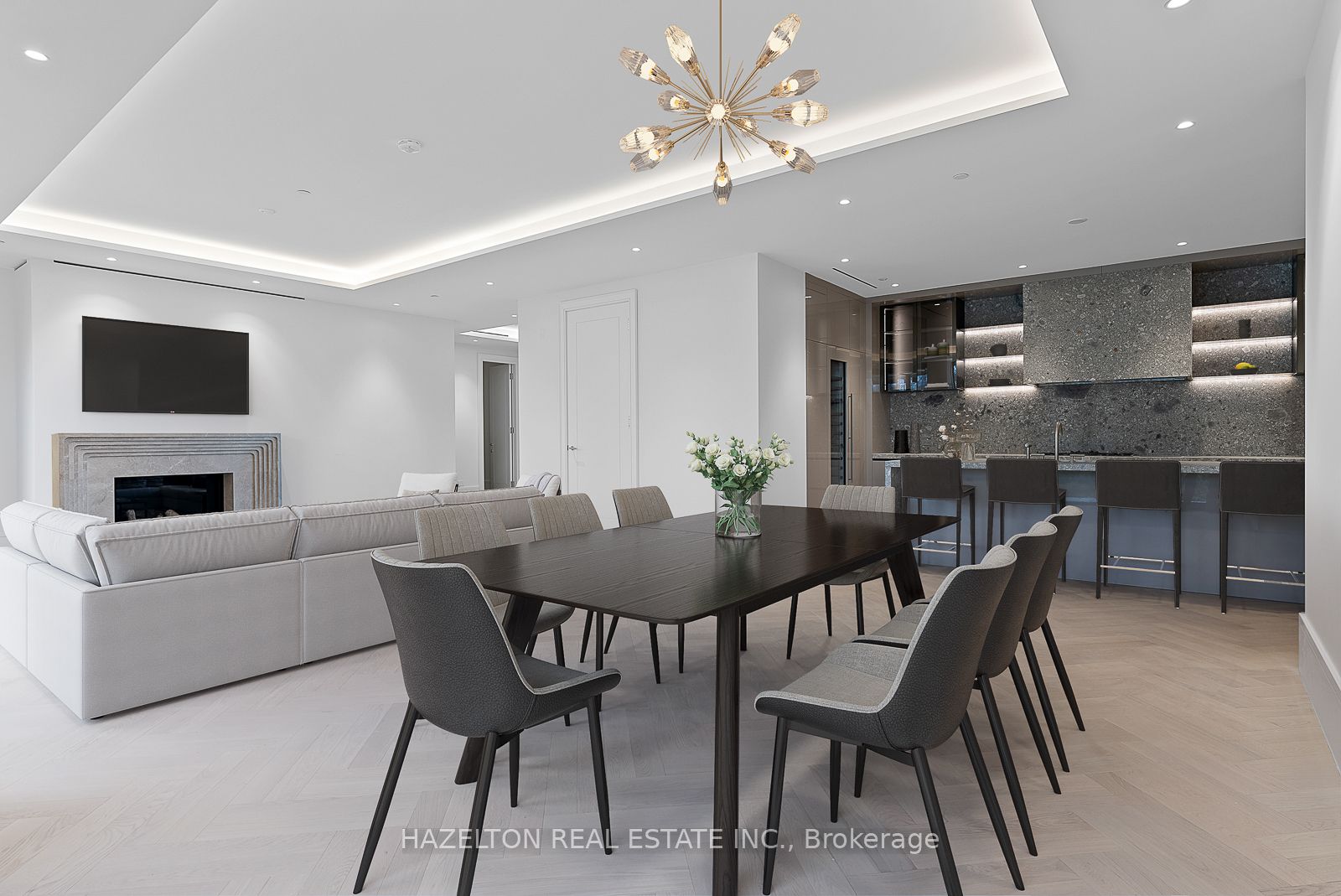 7 Dale Ave Unit: 104