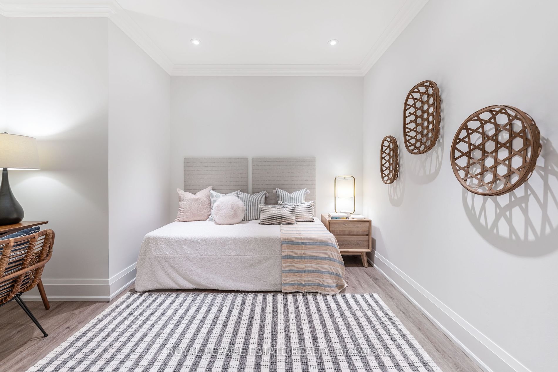 365 Beech Ave Unit: PH 1