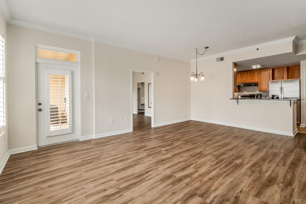 1101 Juniper Street NE Unit 411