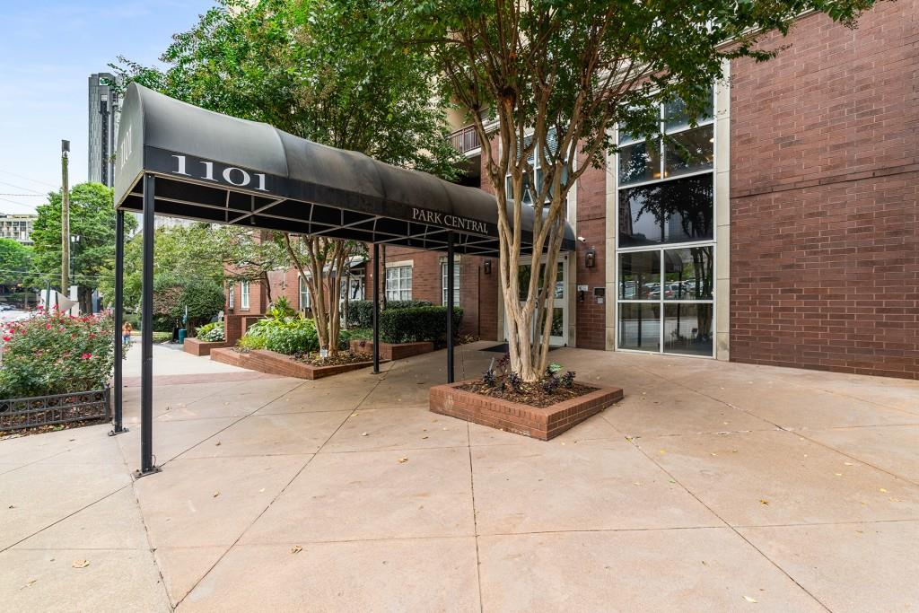1101 Juniper Street NE Unit 411