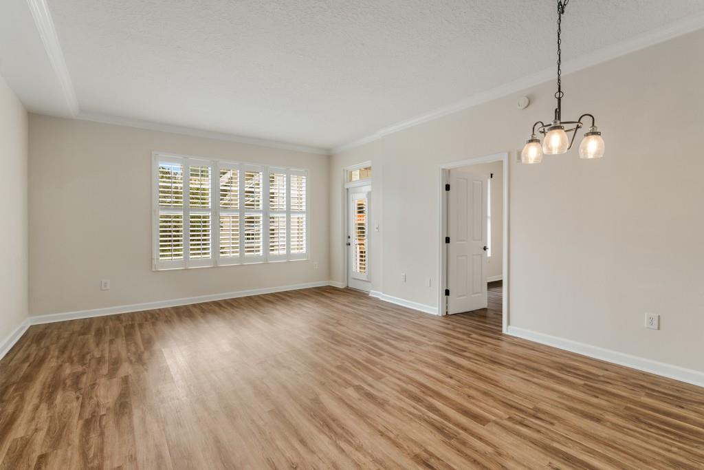 1101 Juniper Street NE Unit 411