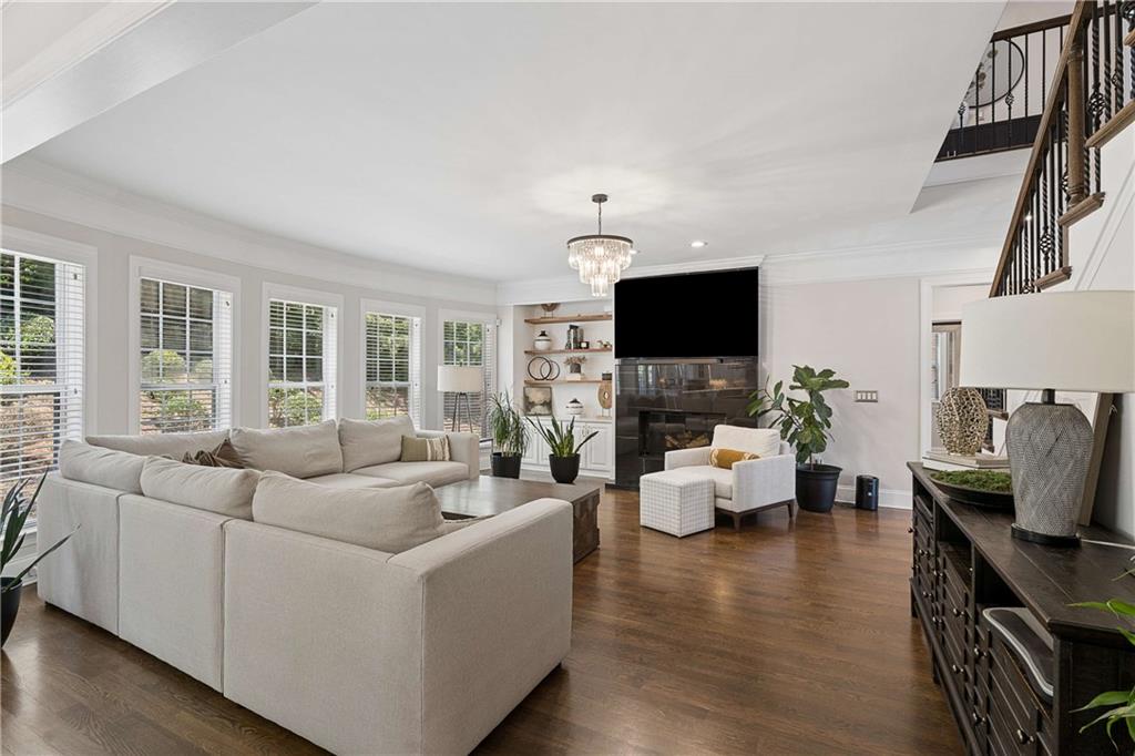 10 Collins Lake Place