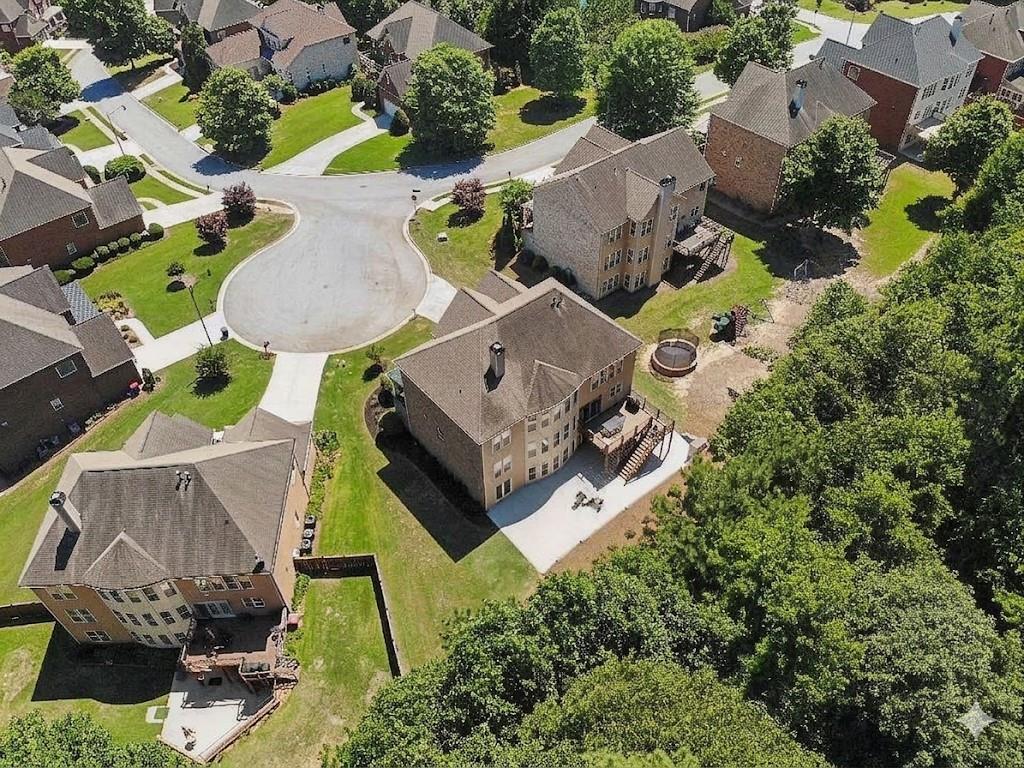 10 Collins Lake Place