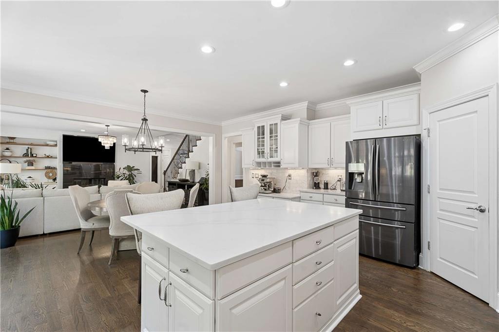 10 Collins Lake Place
