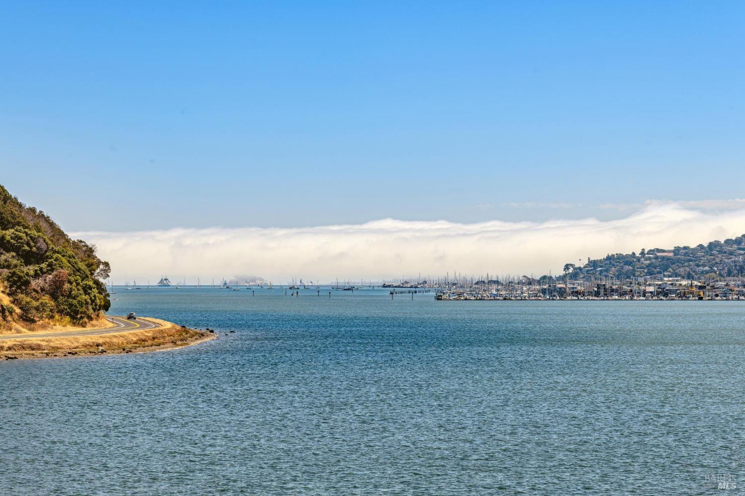 41 De Silva Island Dr