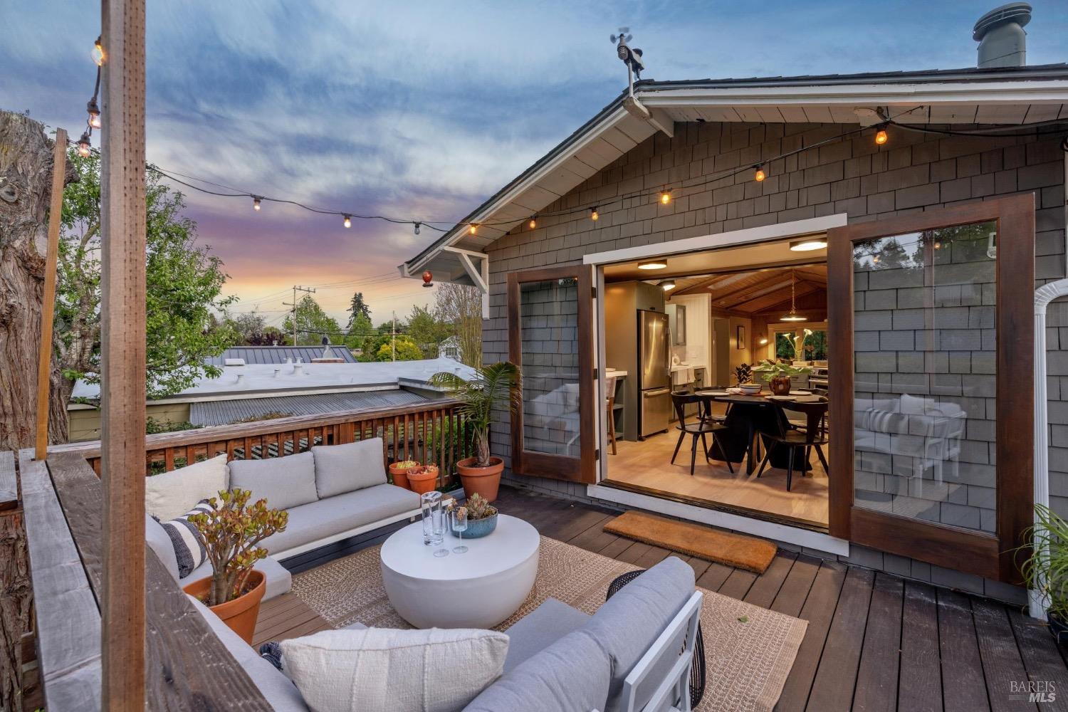 239 Sycamore Avenue Ave