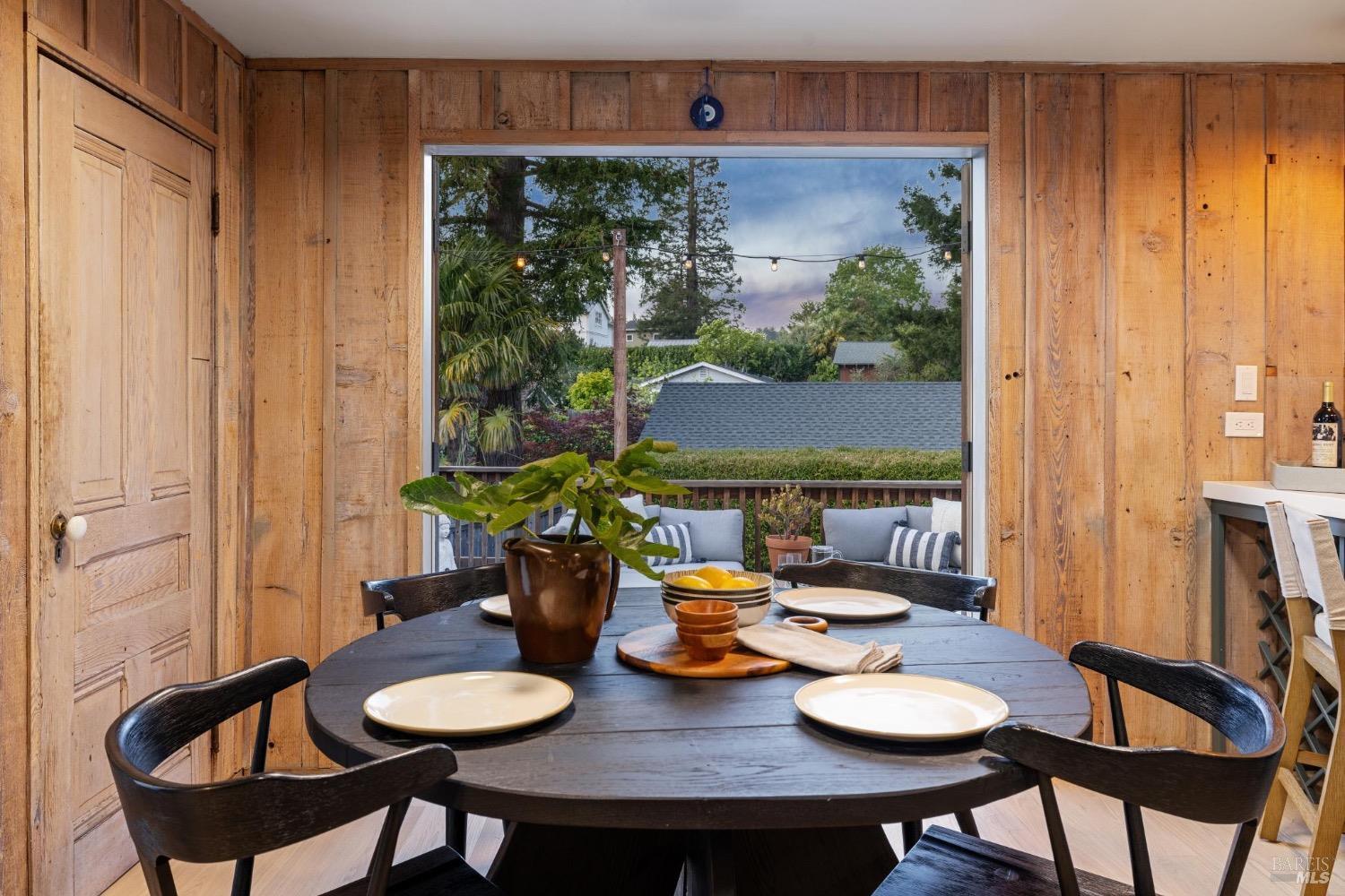 239 Sycamore Avenue Ave