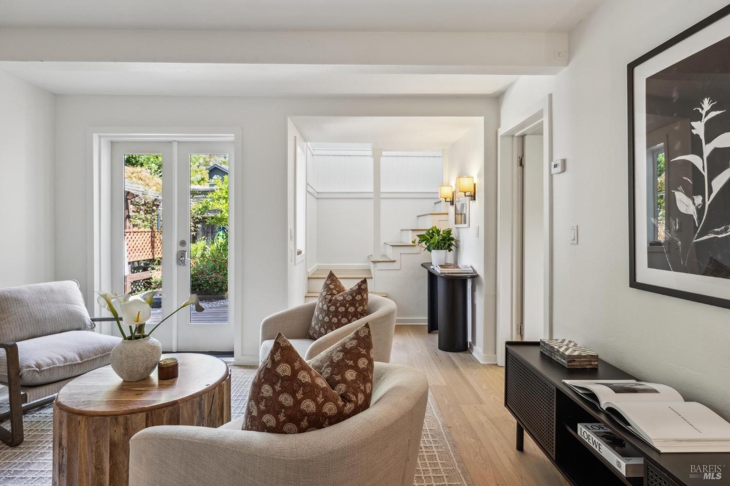 239 Sycamore Avenue Ave