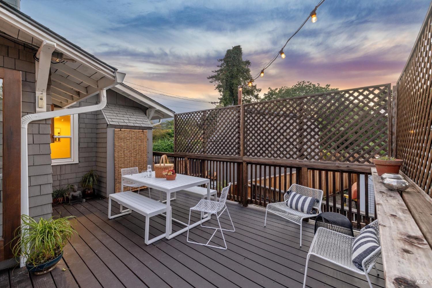 239 Sycamore Avenue Ave