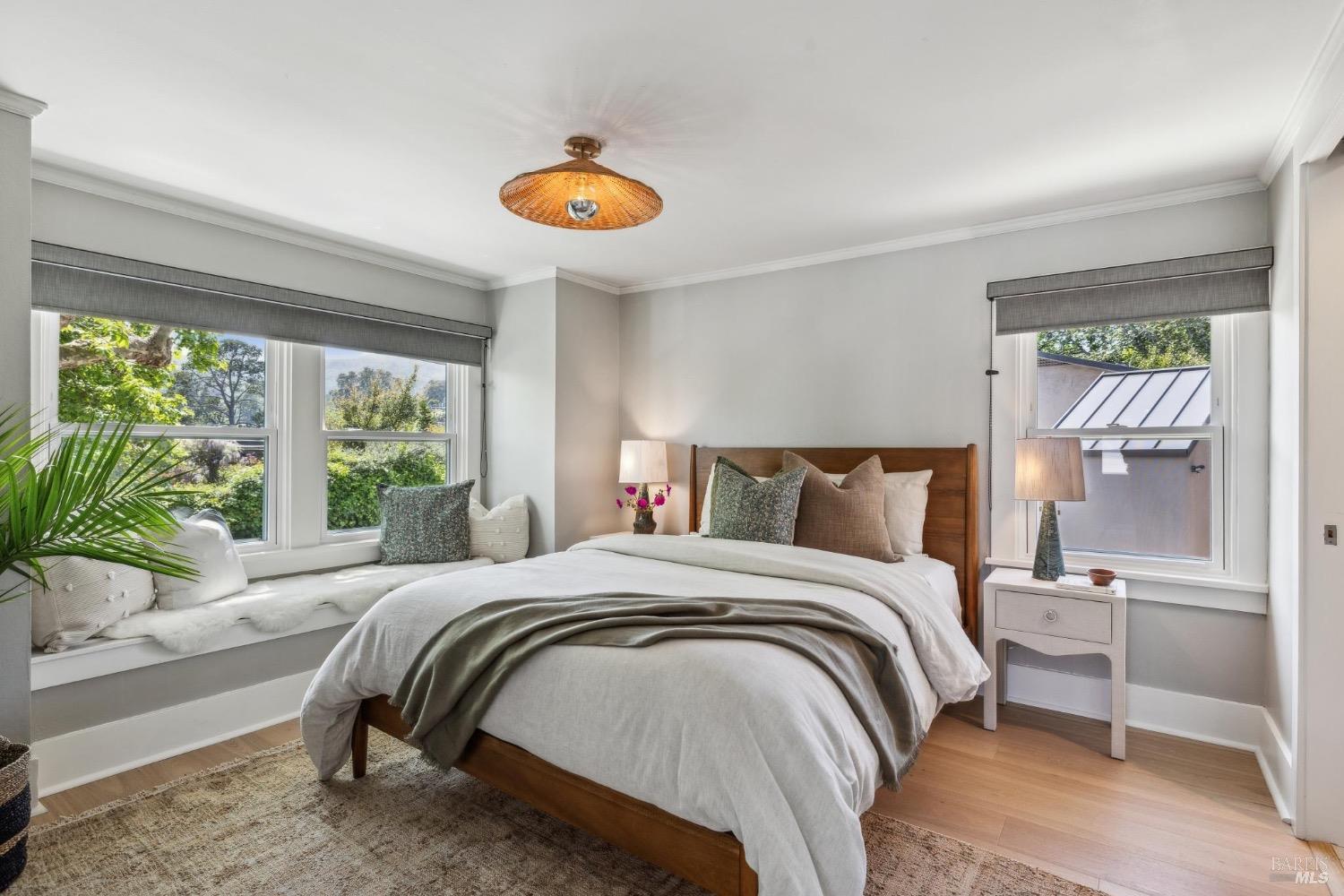 239 Sycamore Avenue Ave