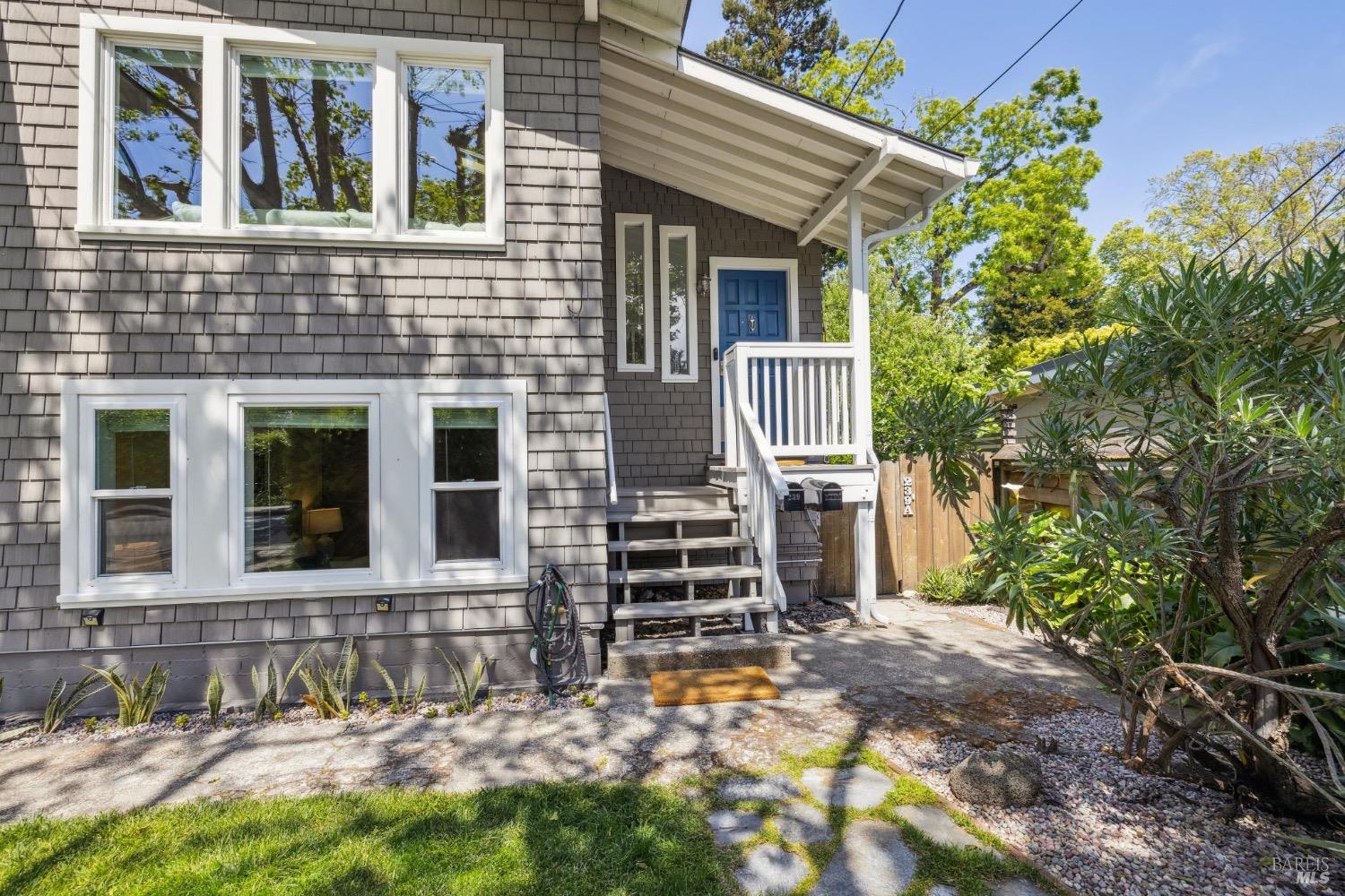 239 Sycamore Avenue Ave