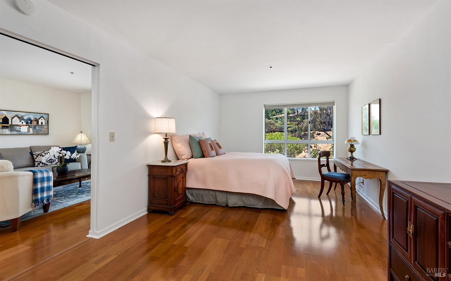 100 Thorndale Drive Unit: #205