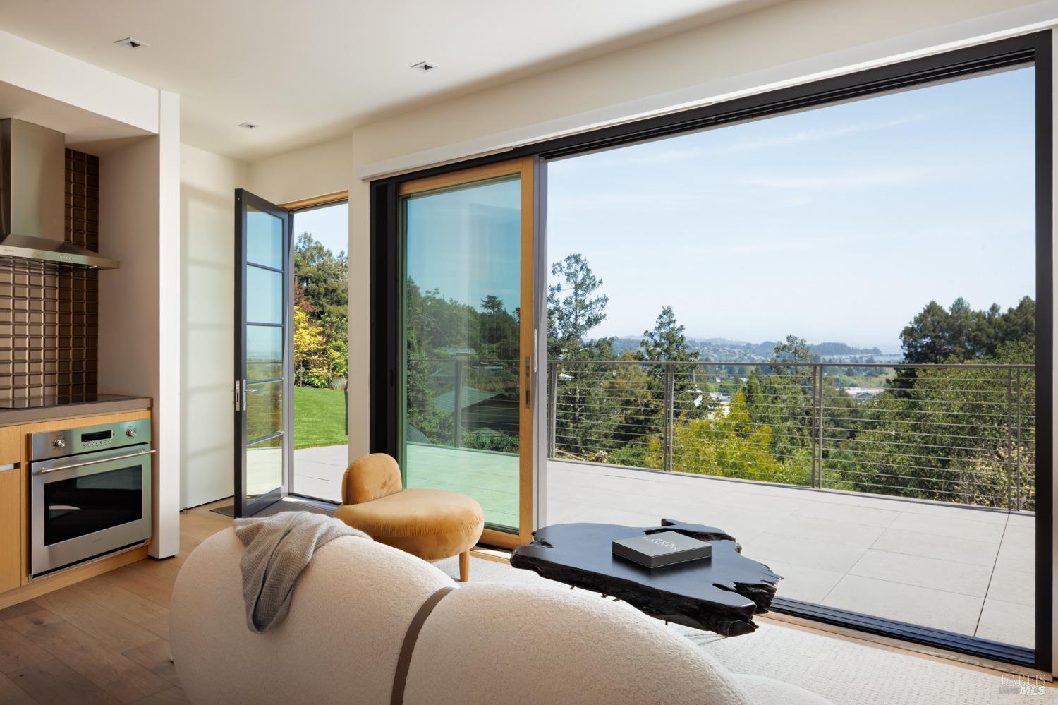 2 Upper Alcatraz Pl