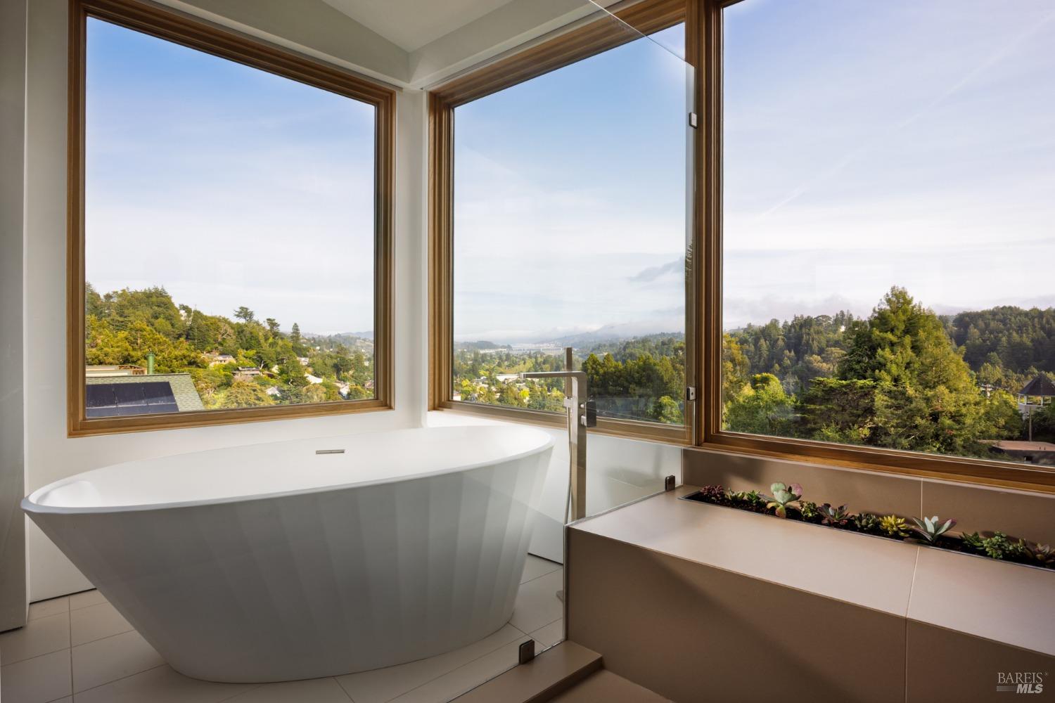 2 Upper Alcatraz Pl
