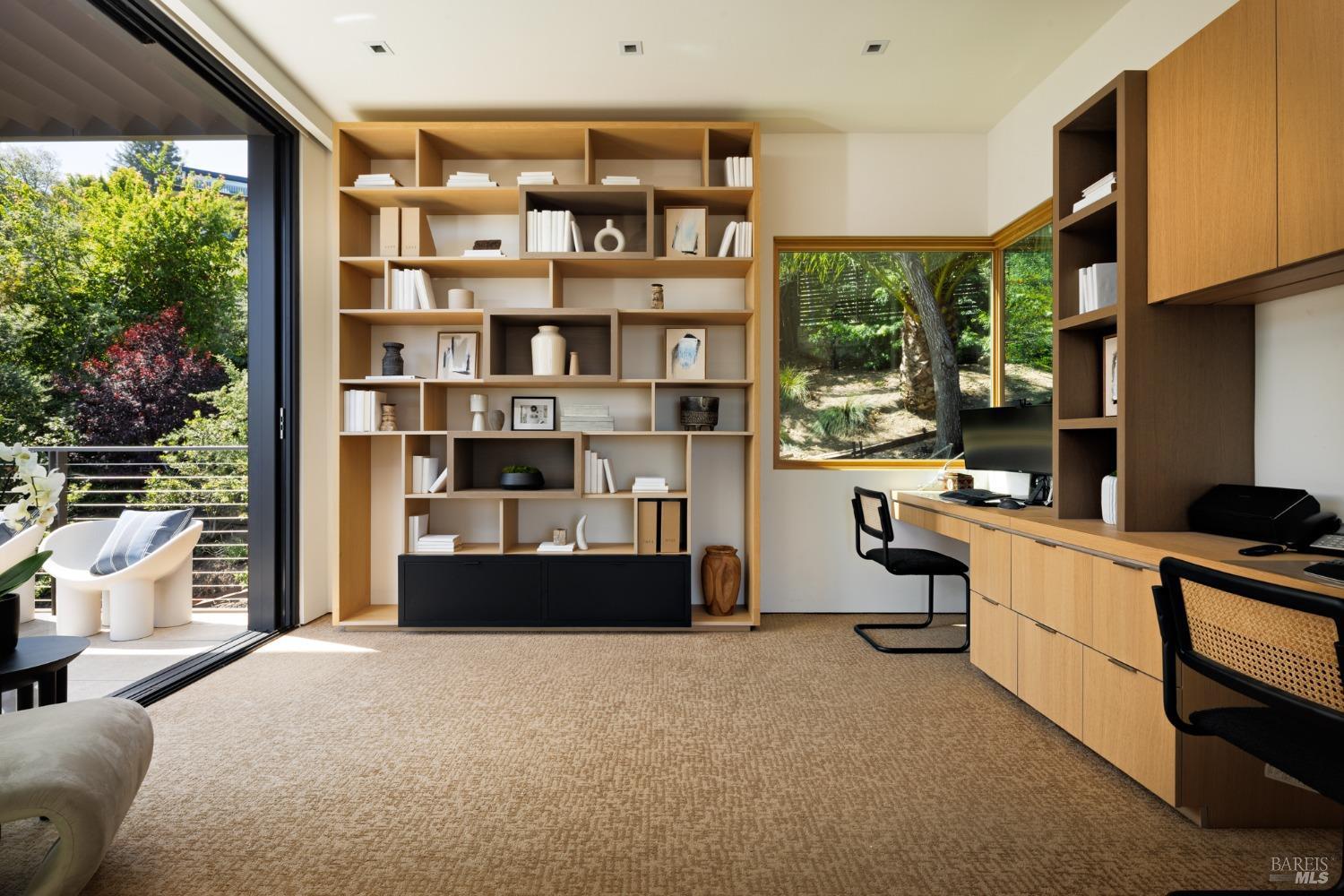 2 Upper Alcatraz Pl