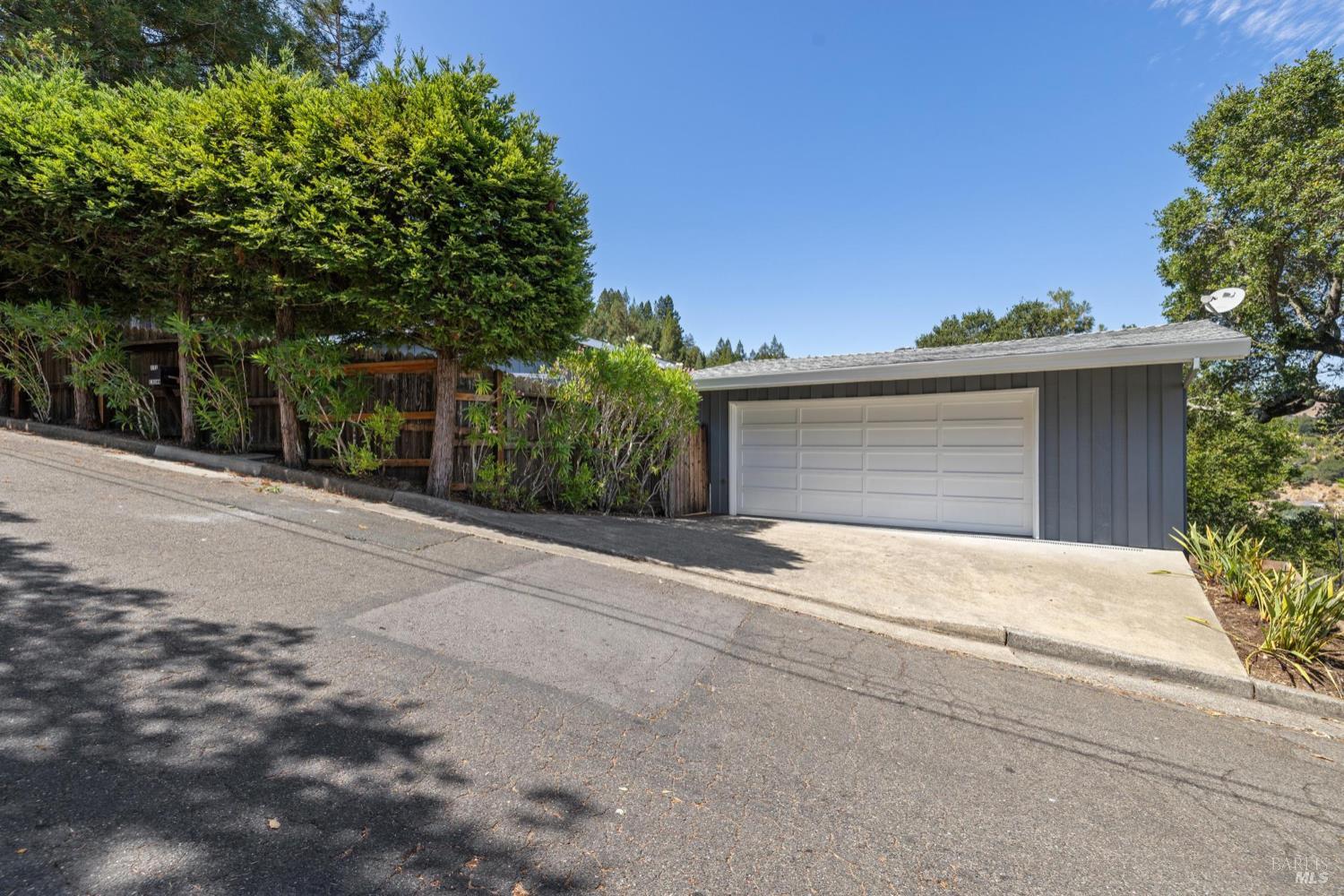 295 Crown Rd