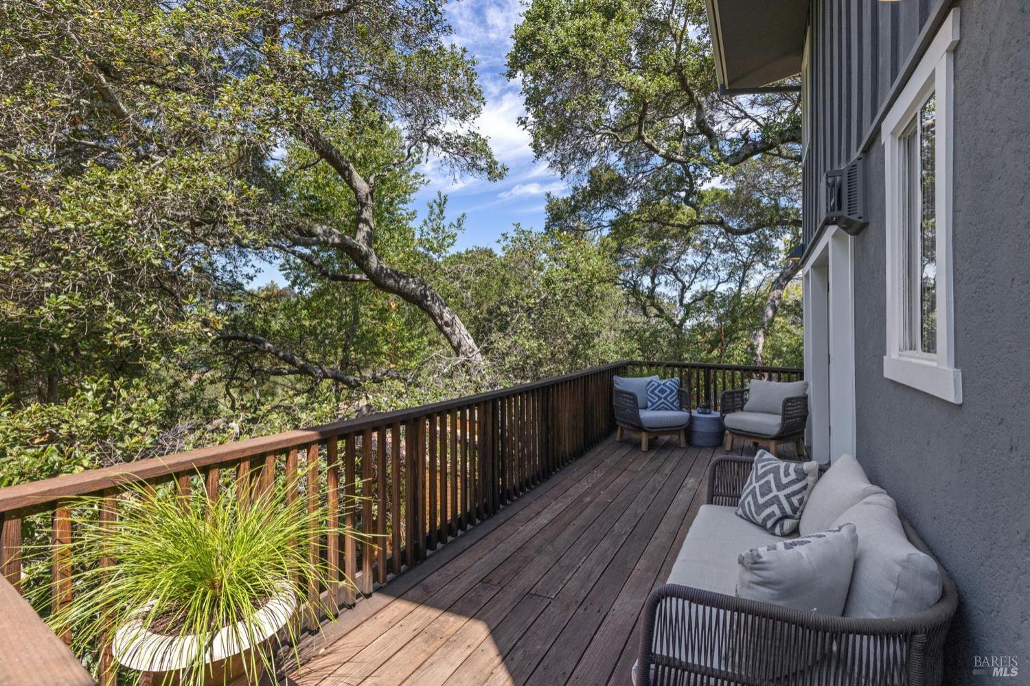 295 Crown Rd