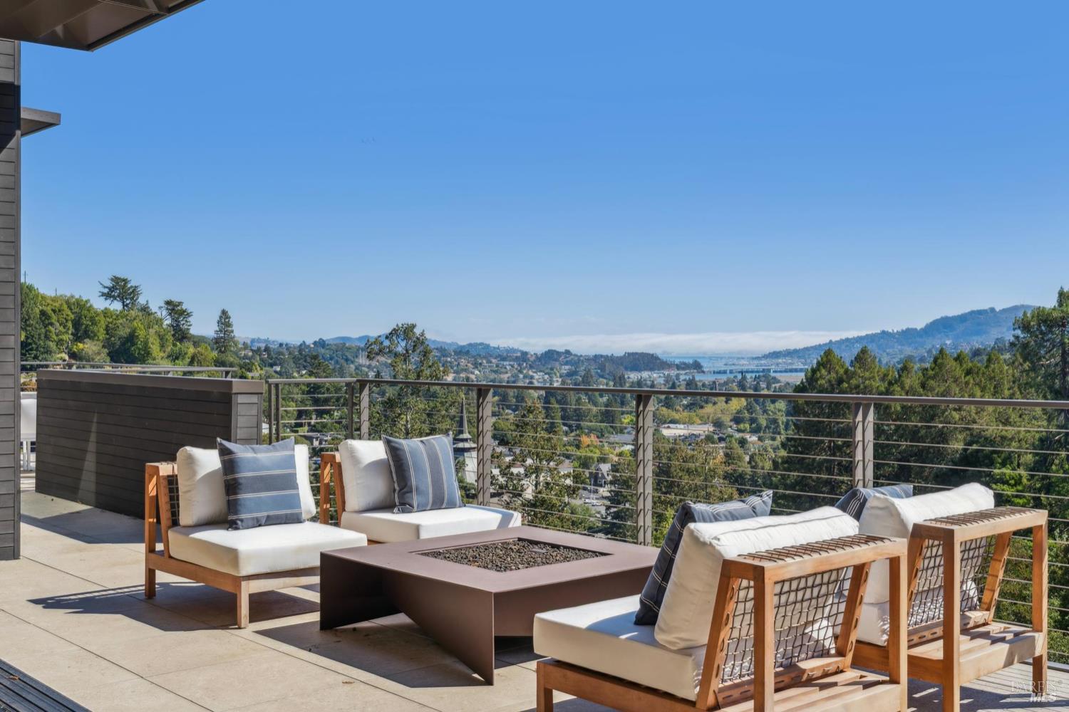 2 Upper Alcatraz Place