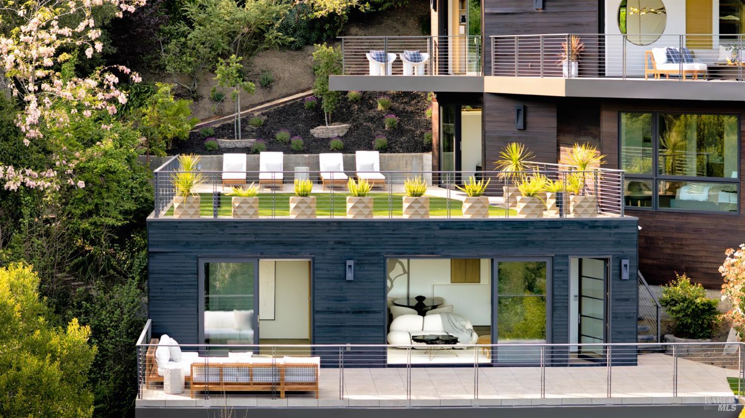 2 Upper Alcatraz Place