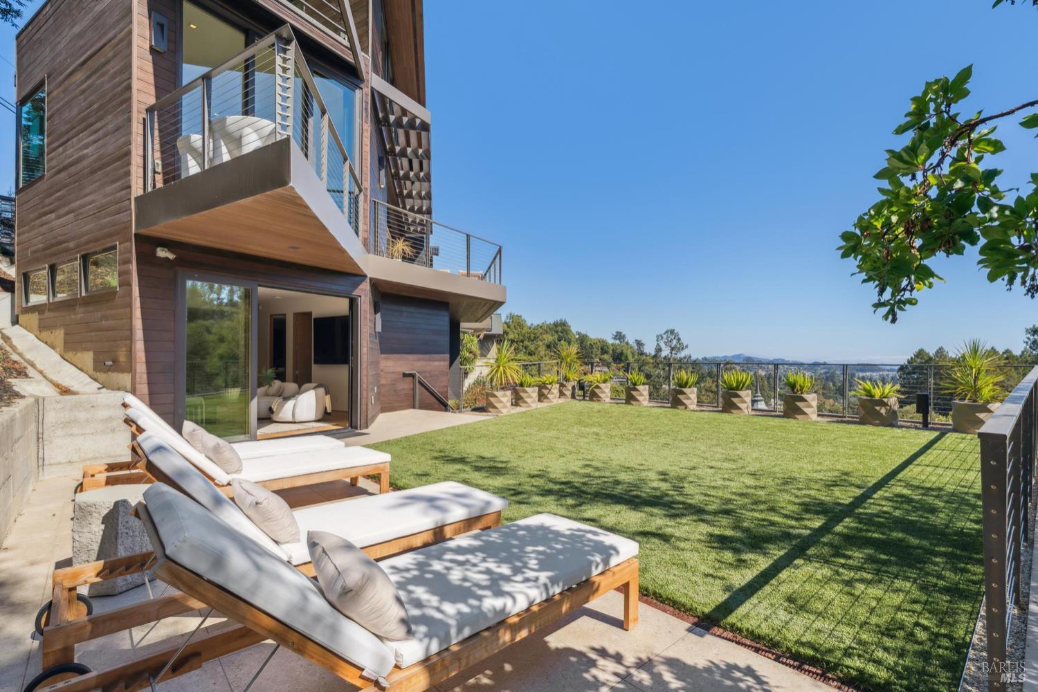 2 Upper Alcatraz Place