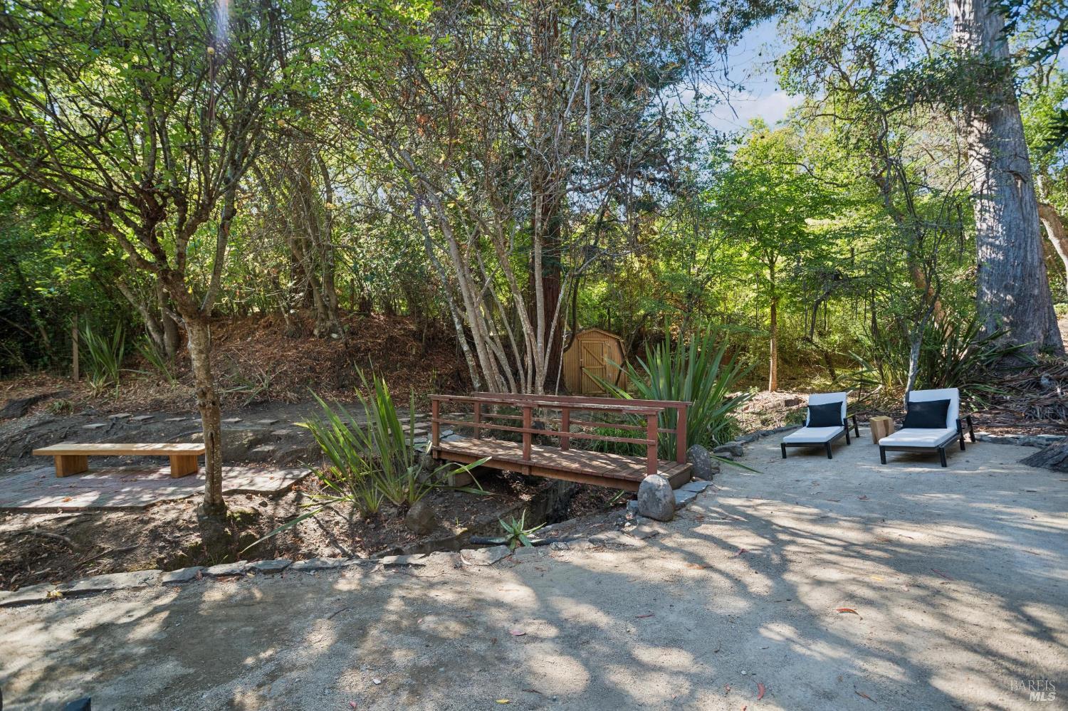 425 Montford Avenue