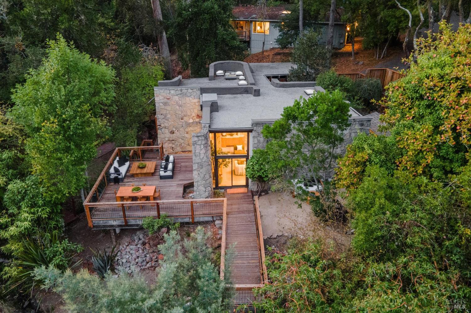425 Montford Avenue