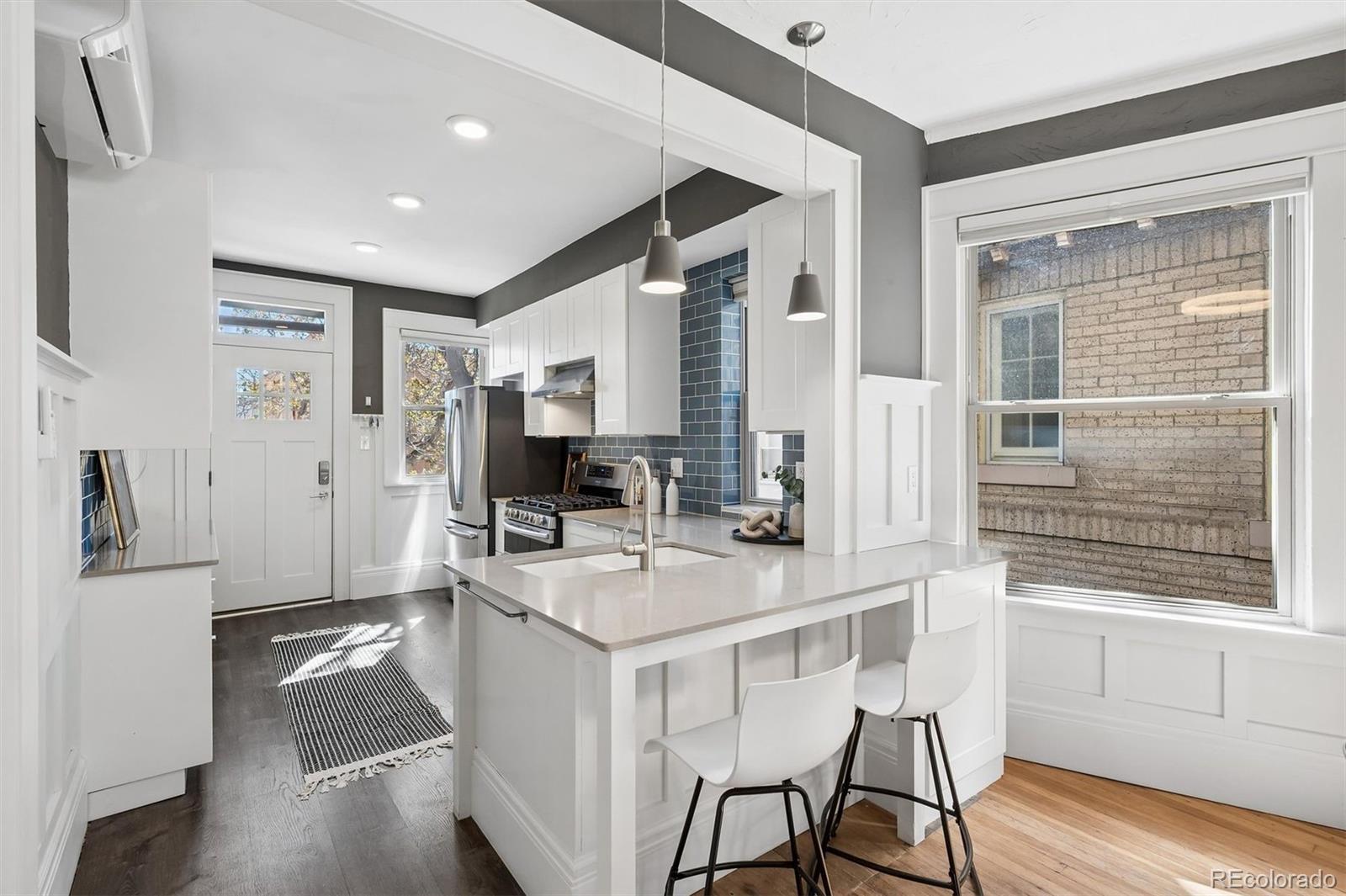 1250 N Pearl Street Unit: 3