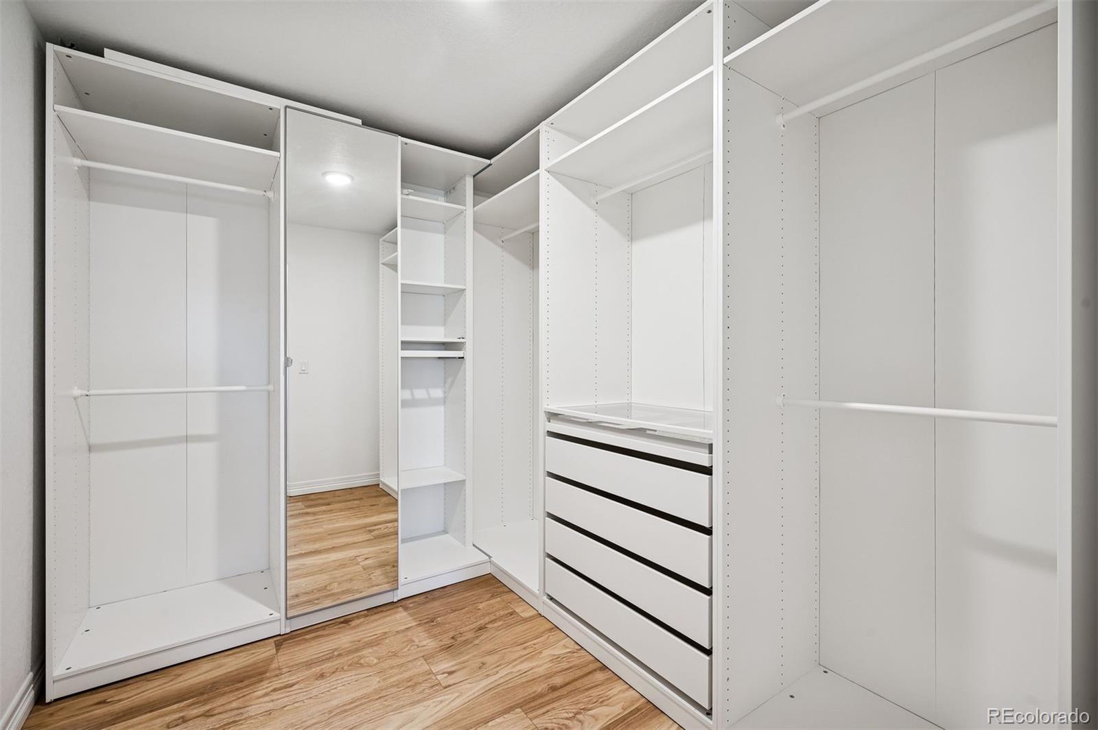 9180 Fraser River Street