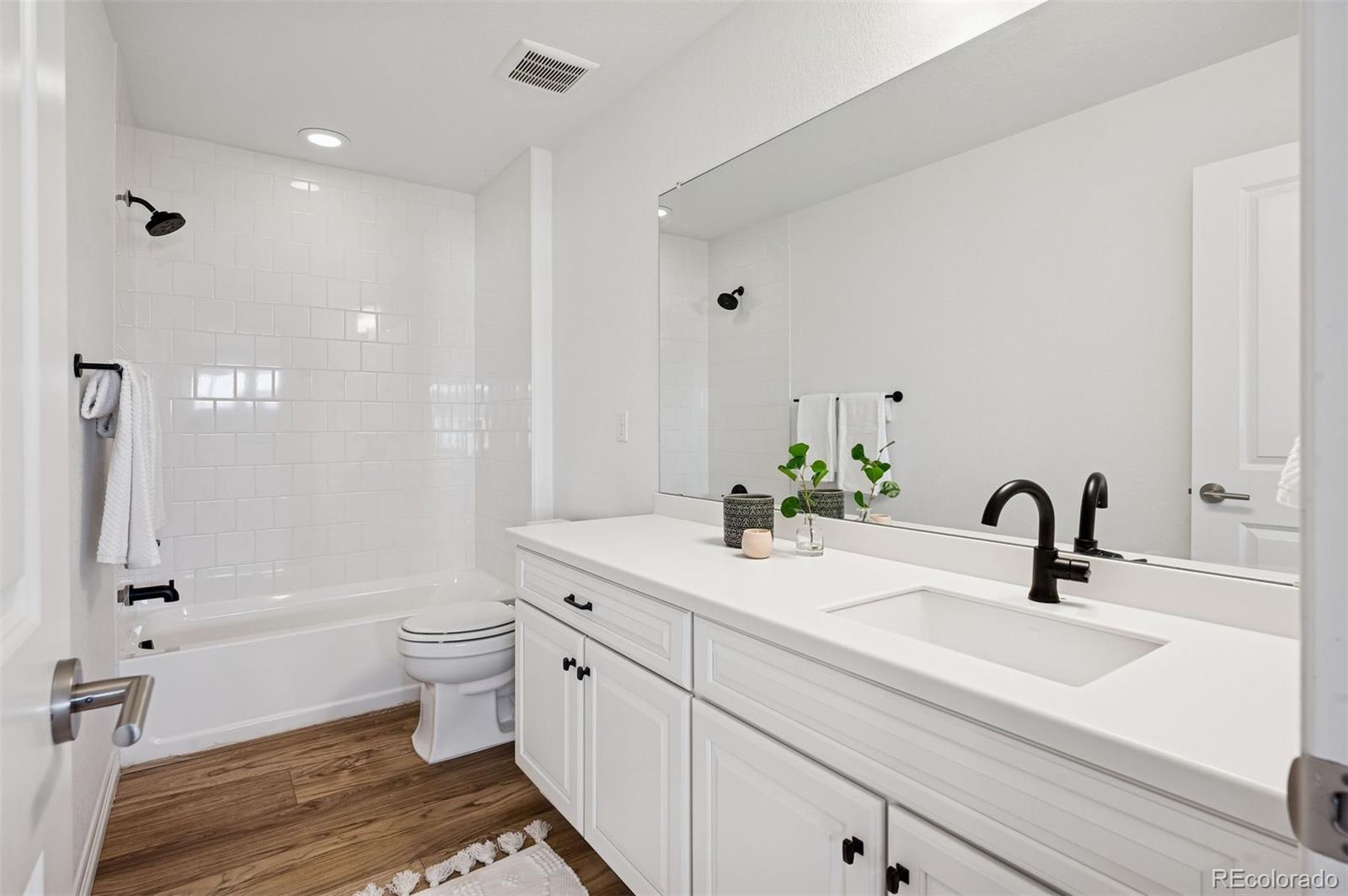 9180 Fraser River Street