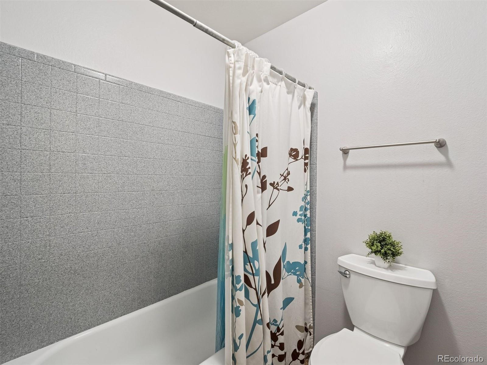14439 E 1st Drive Unit: C11
