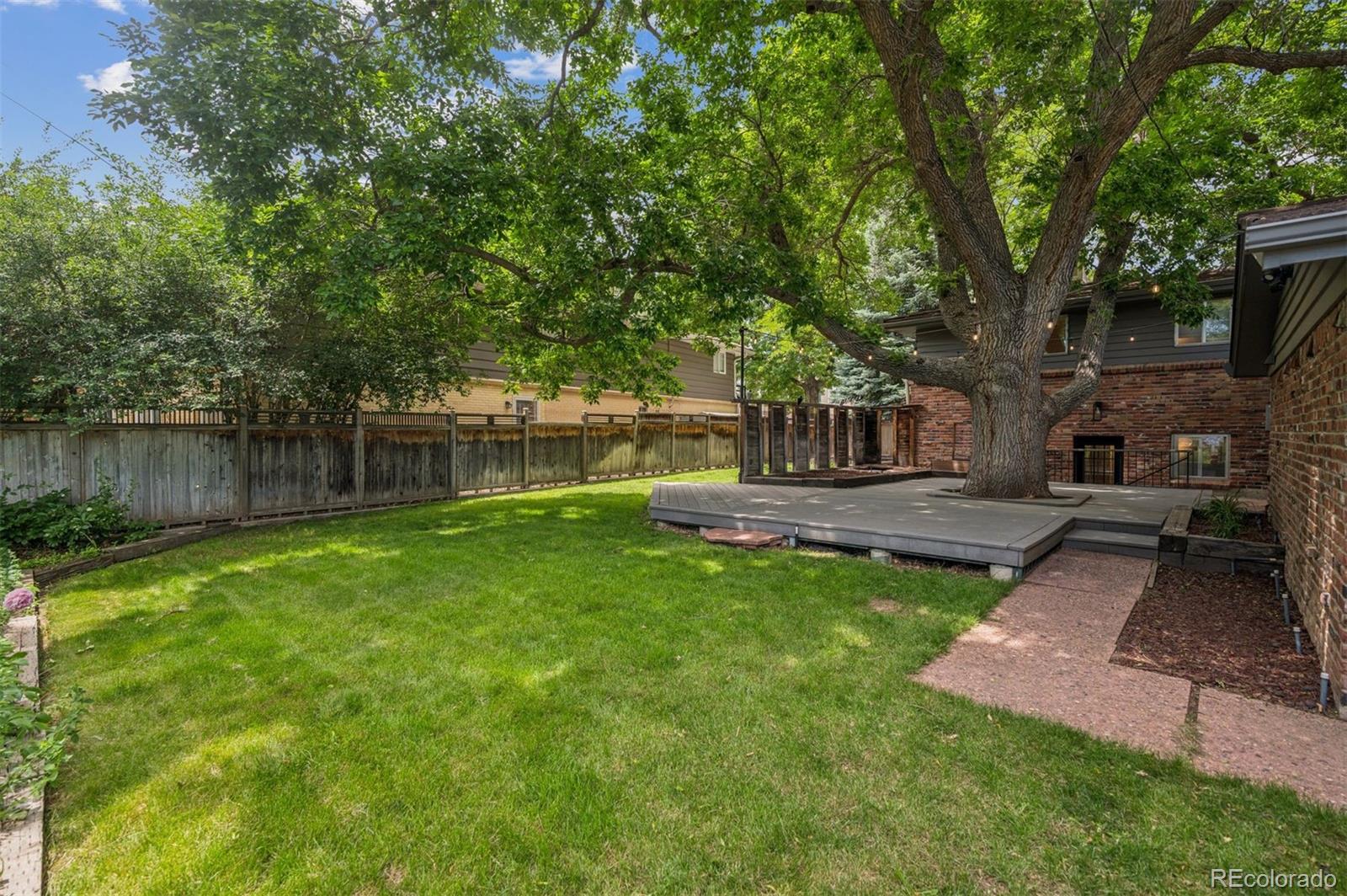 4634 W Tufts Circle