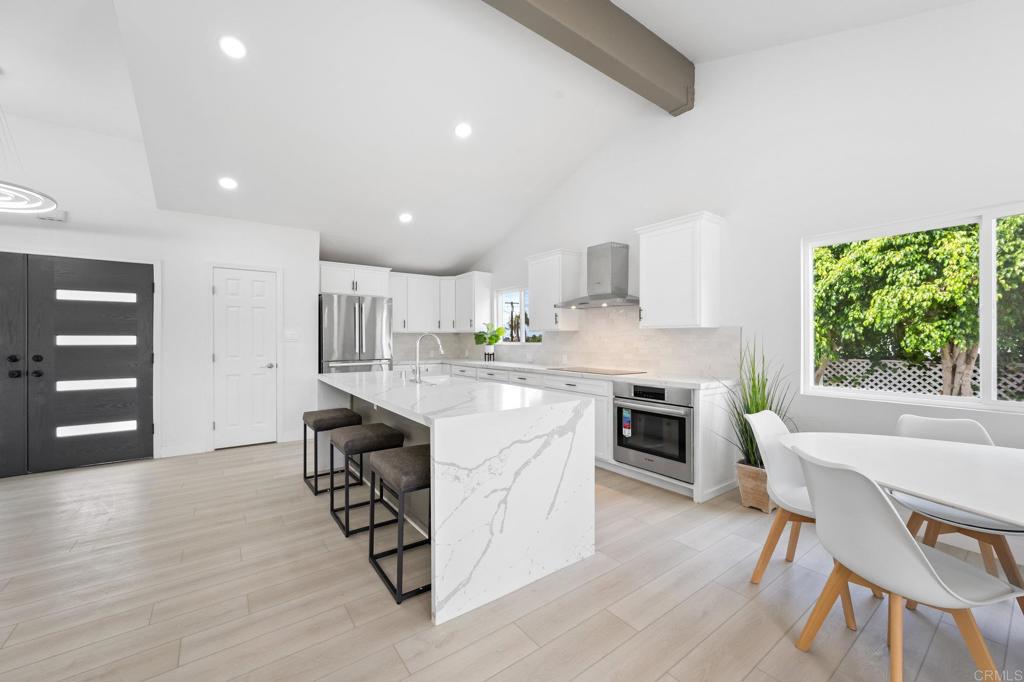 1326 Crestridge Drive