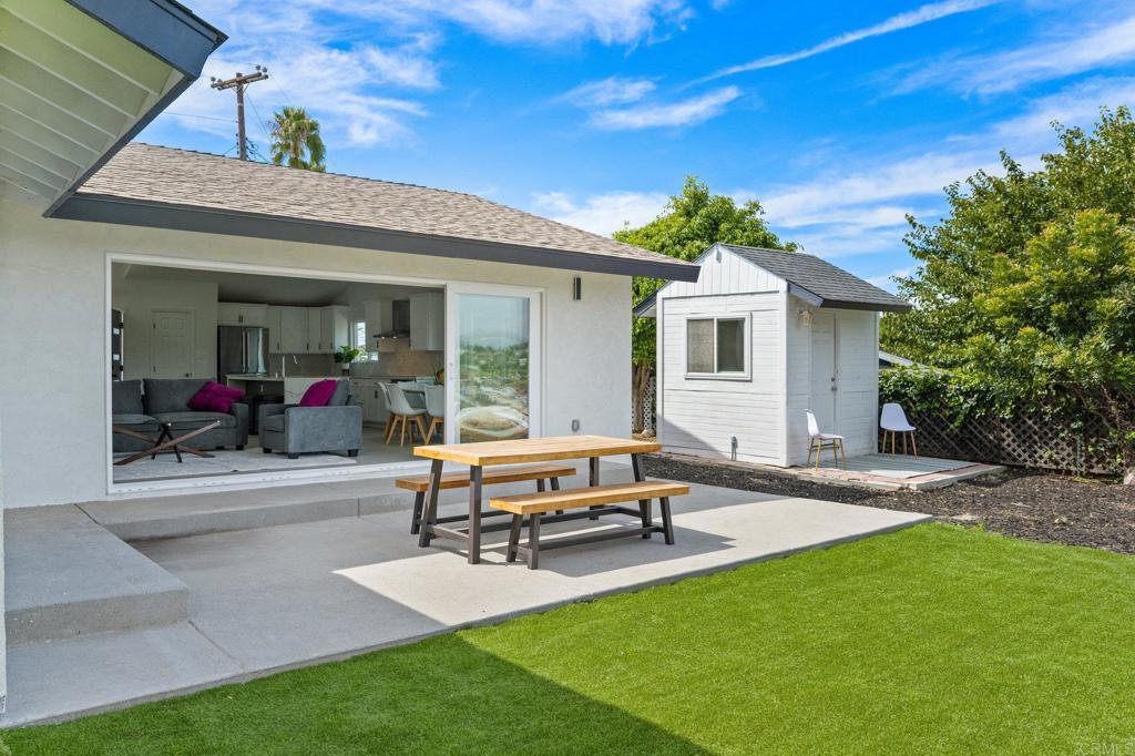 1326 Crestridge Drive