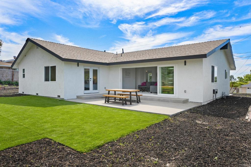 1326 Crestridge Drive