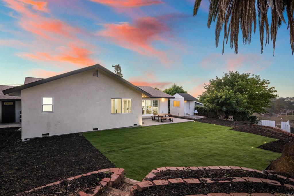 1326 Crestridge Drive