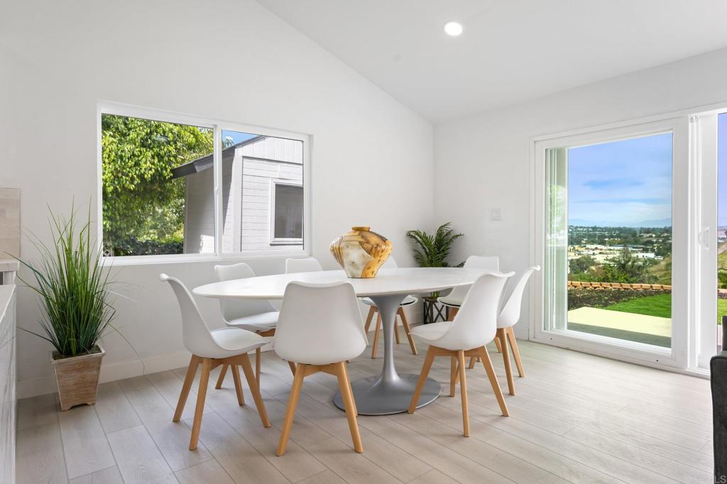 1326 Crestridge Drive