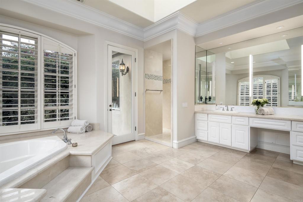 6016 Via Canada Del Osito