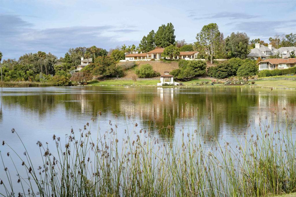 6016 Via Canada Del Osito