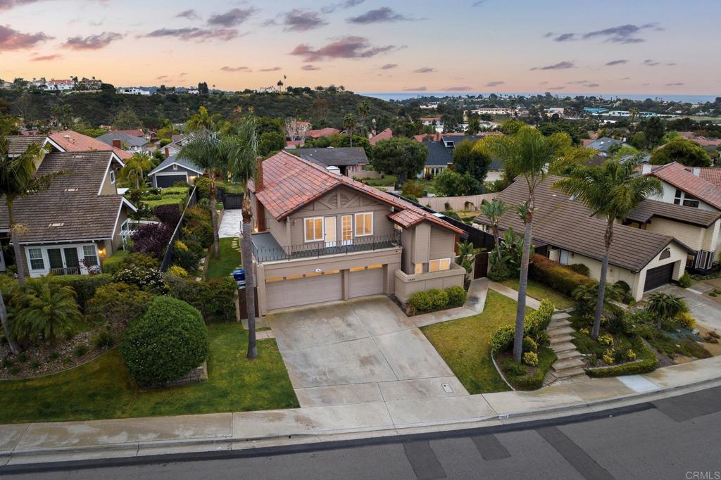 1033 Via Mil Cumbres