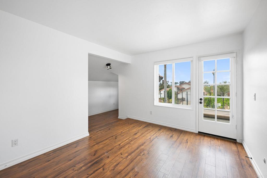 1033 Via Mil Cumbres