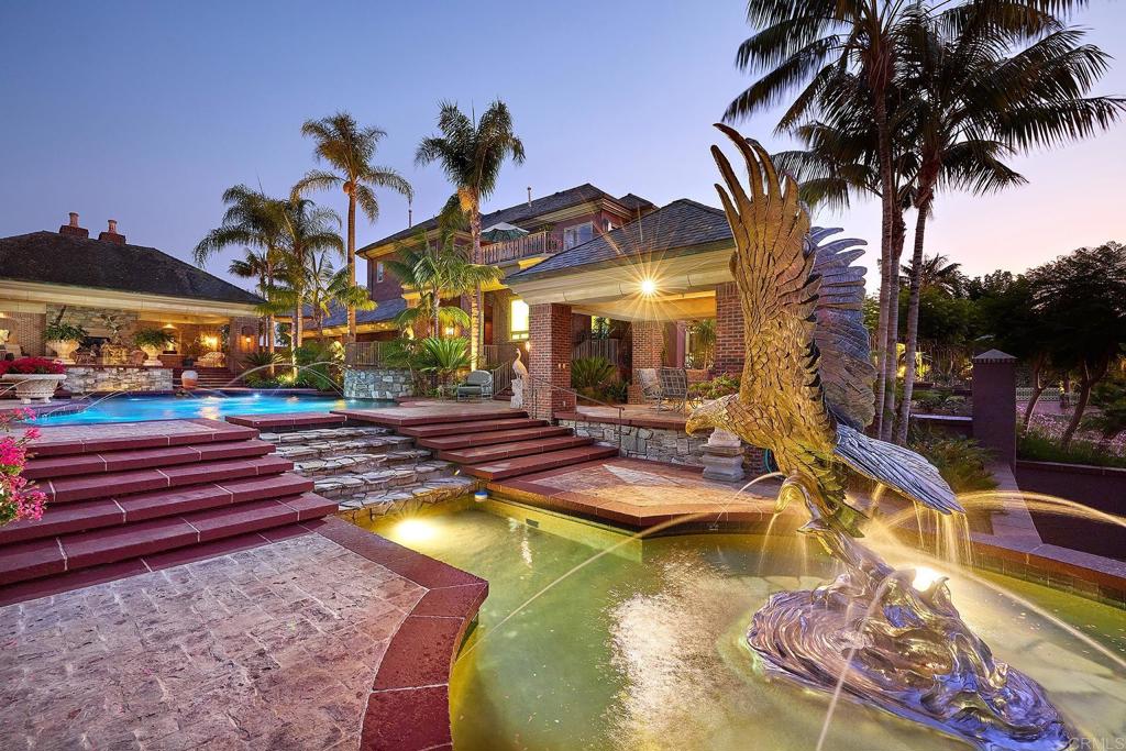 5893 Winland Hills Dr