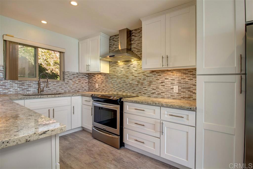 640 W Solana Circle 13